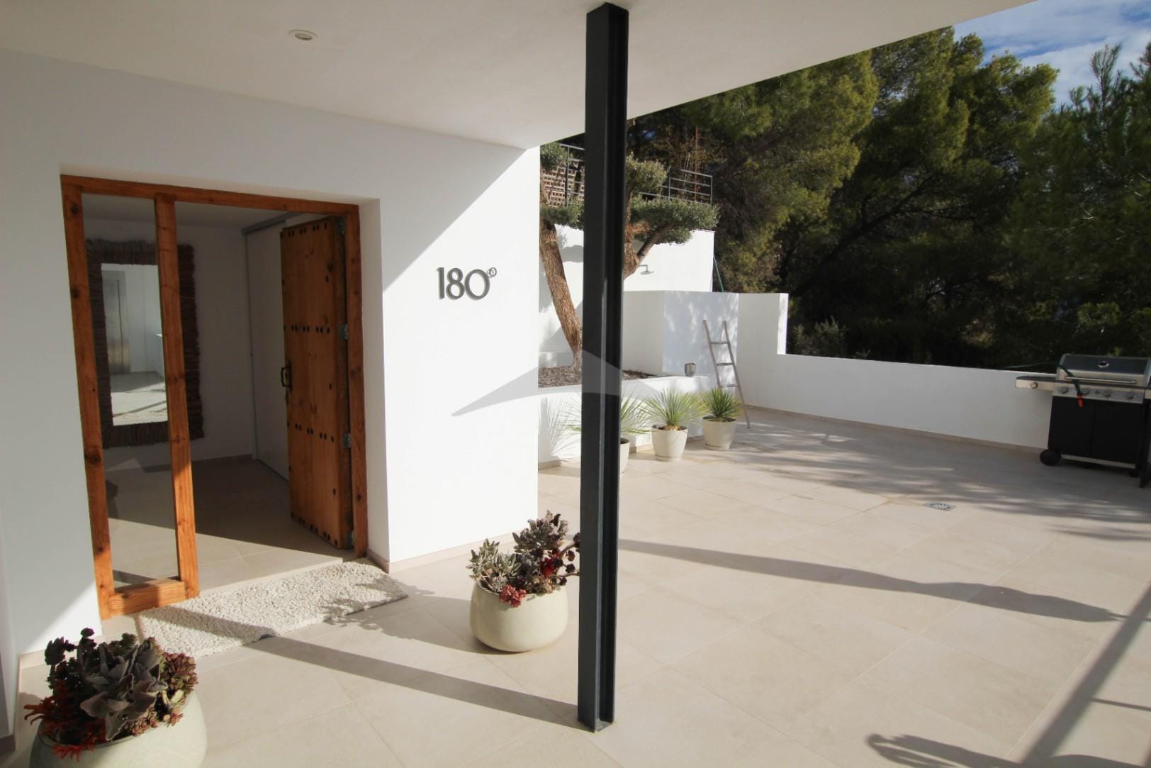 Villa 180° sea views in Moraira