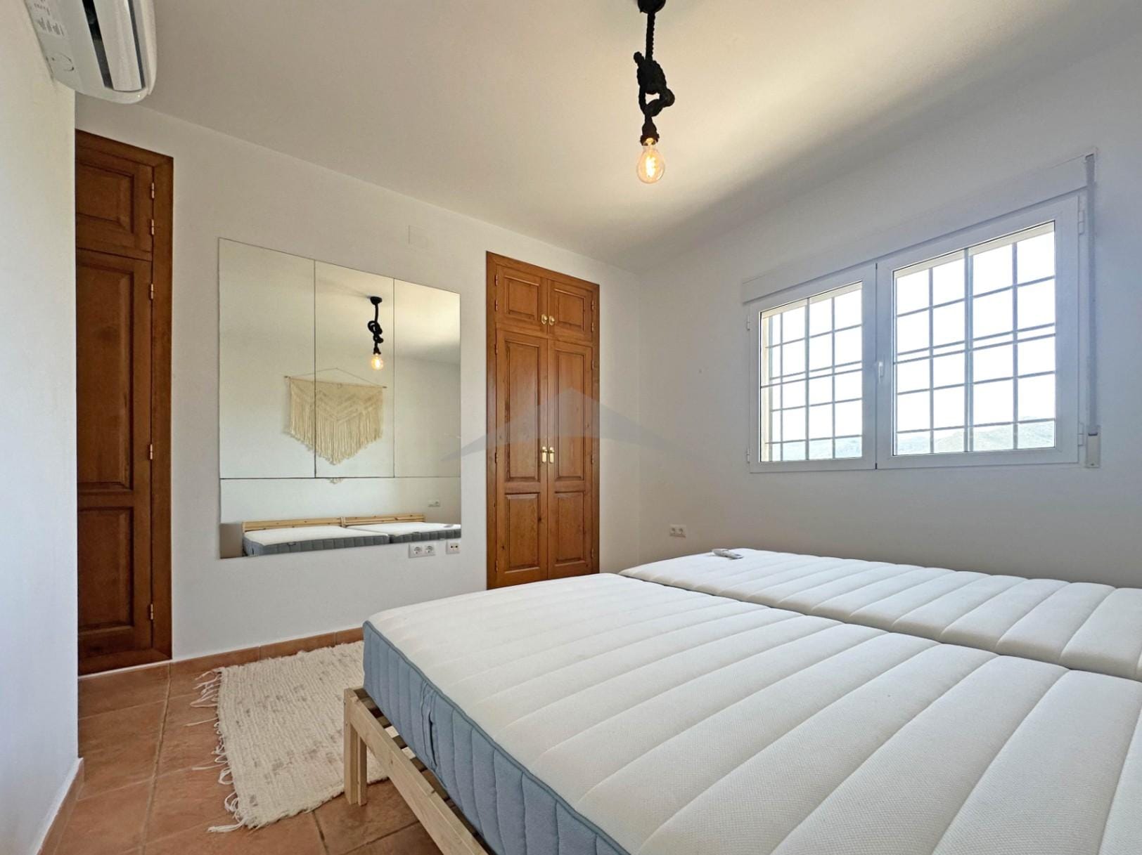 Volledig gerenoveerde villa met panoramisch uitzicht in Xaló