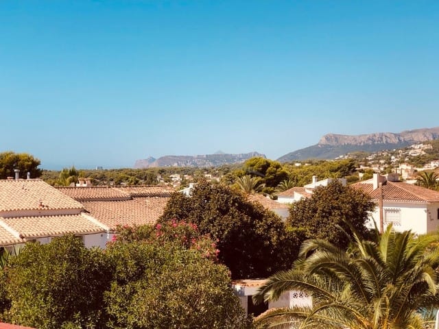 Restaurant for sale next to the golf of San Jaime with the possibility of converting it into a wonderful hotel.