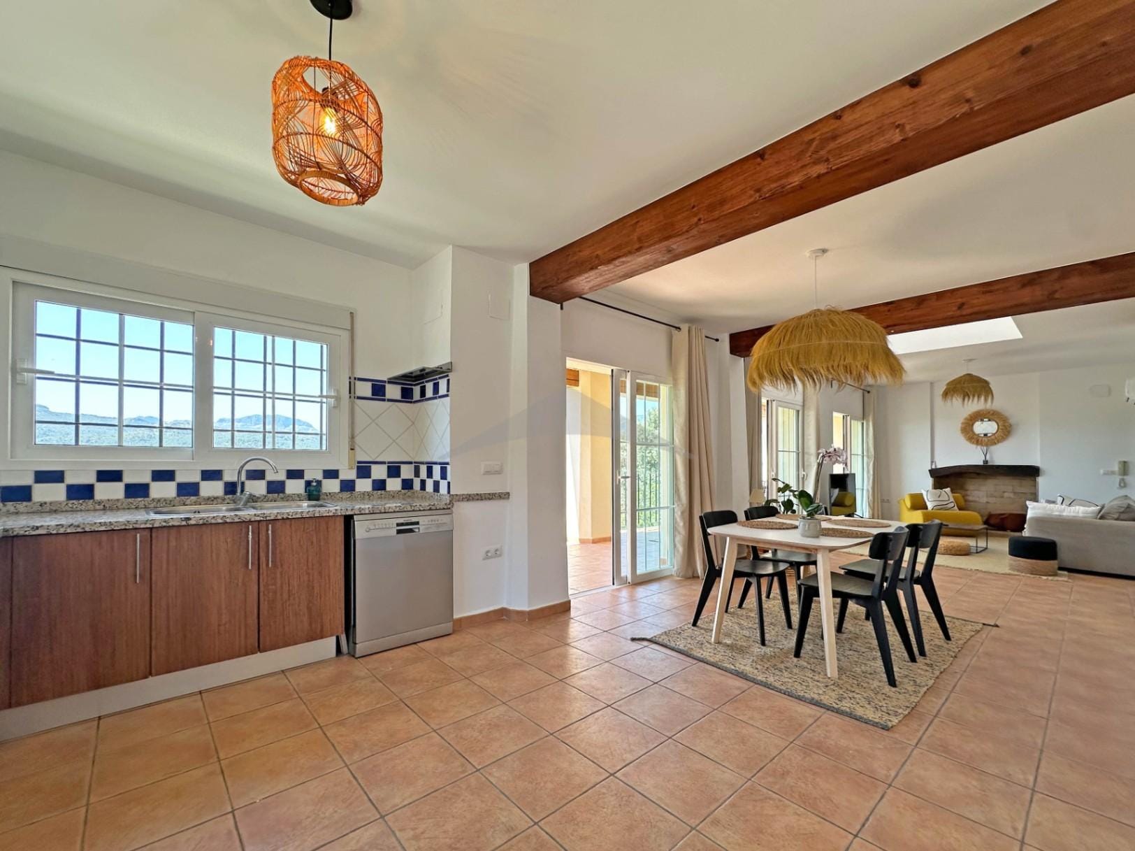 Volledig gerenoveerde villa met panoramisch uitzicht in Xaló