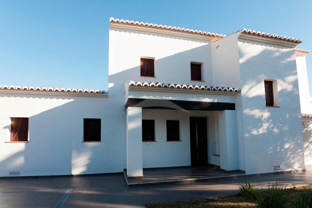 Mediterrane villa met uitzicht op zee te koop in Moraira