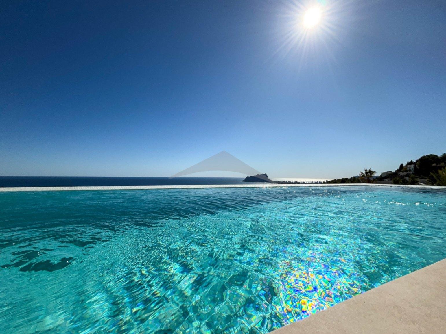 Villa 180° sea views in Moraira