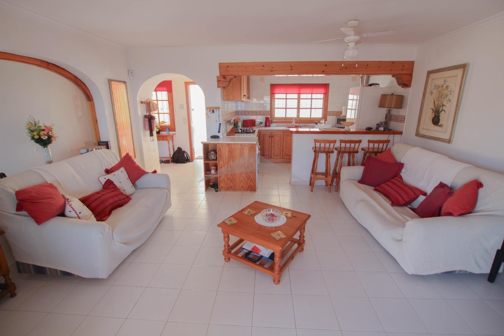 Half vrijstaand huis met uitzicht op zee te koop in Moraira