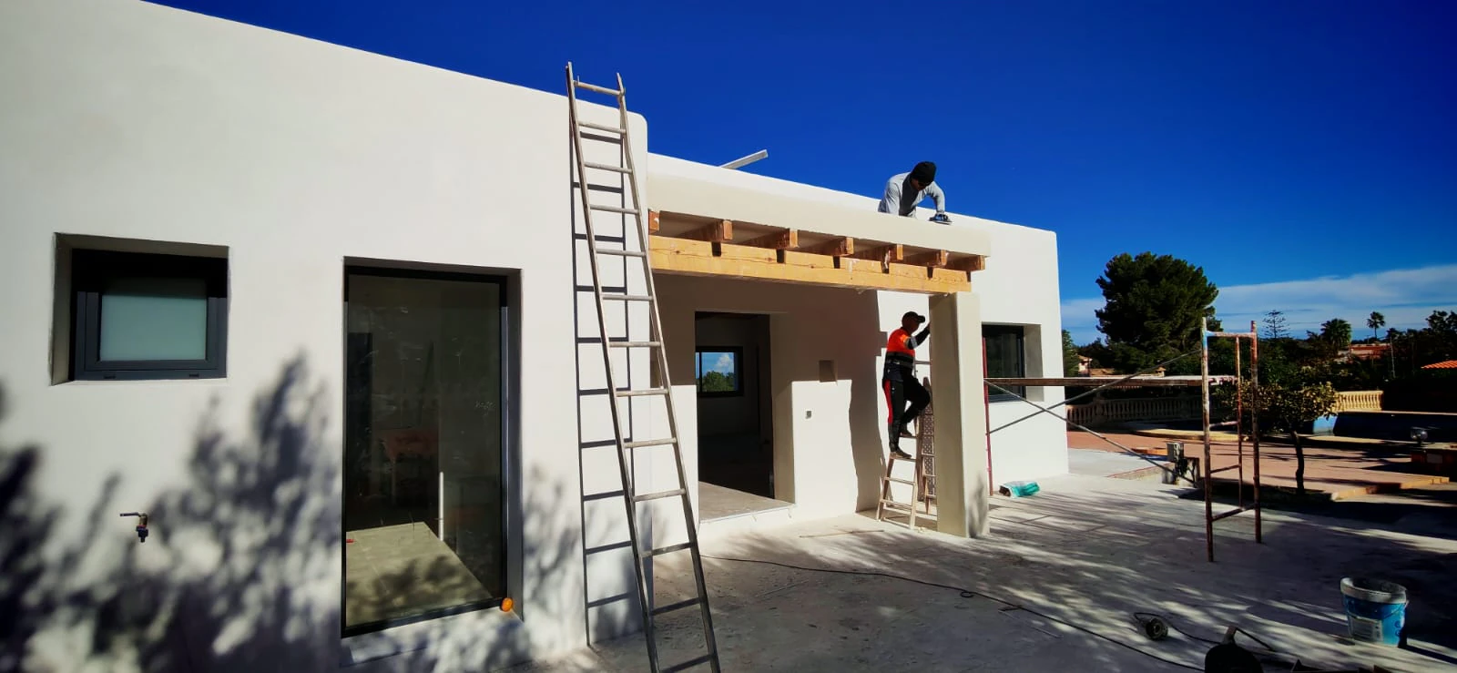 Volledig gerenoveerde villa te koop in Denia