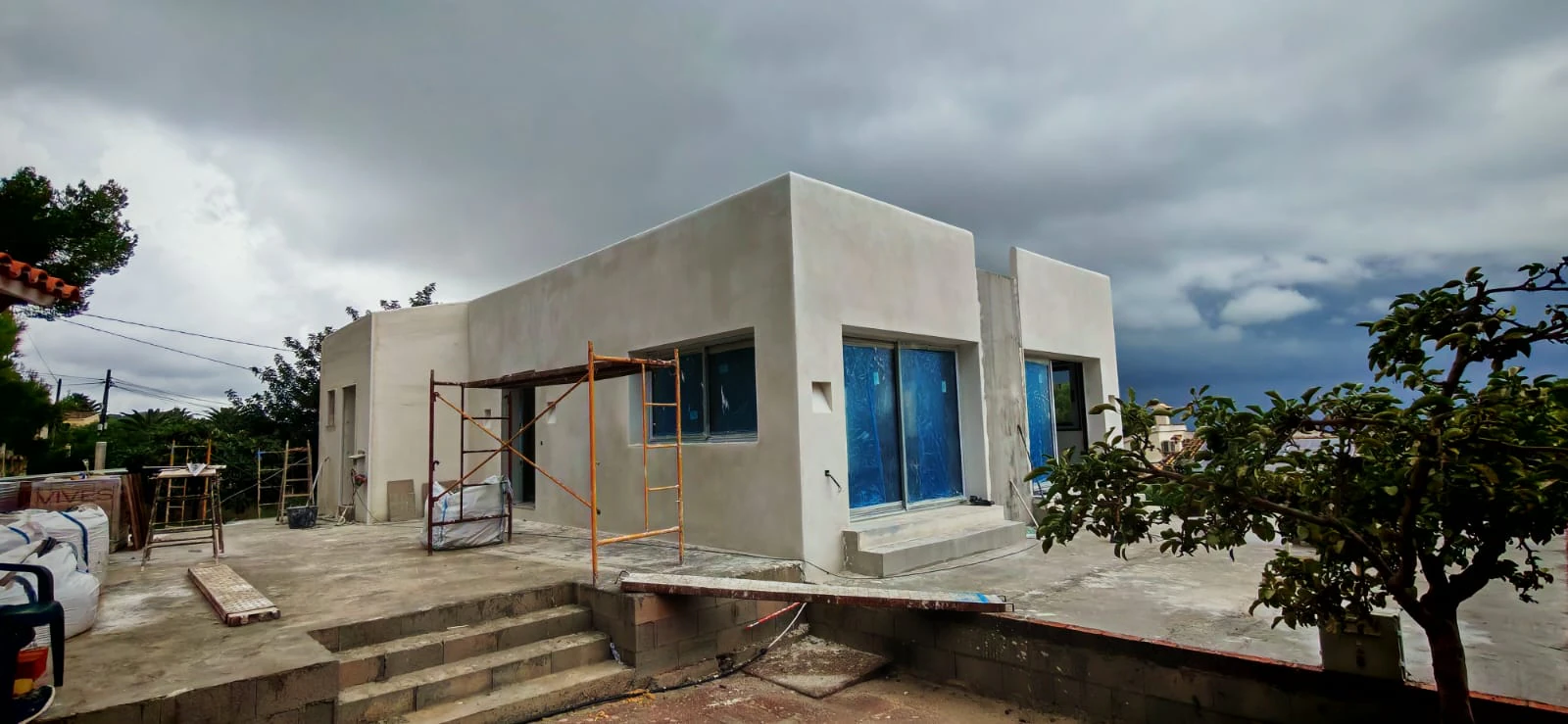 Volledig gerenoveerde villa te koop in Denia