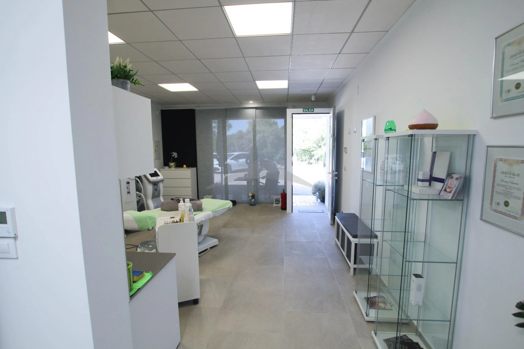 Prachtige schoonheidssalon te koop in Moraira