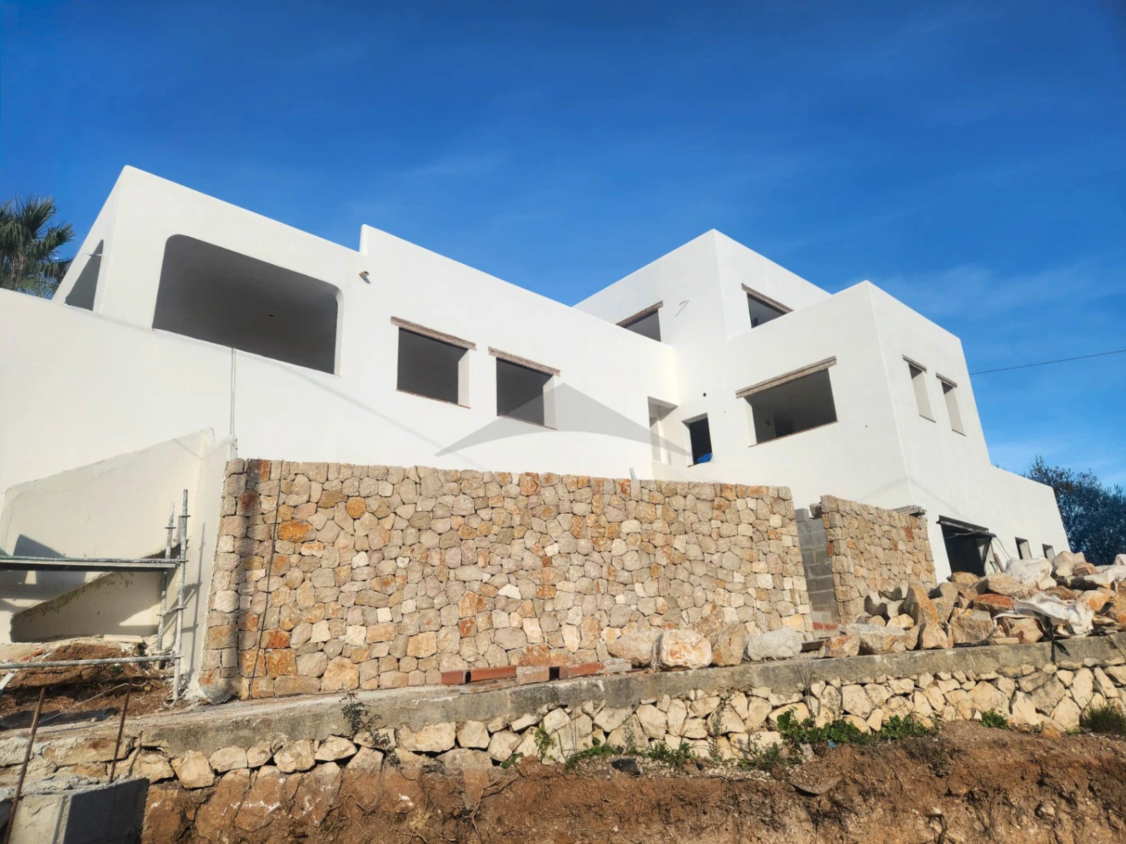 Villa te koop met zeezicht in Moraira