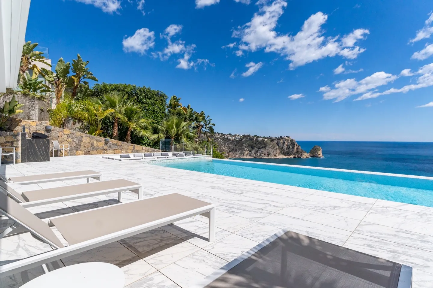 Шале/Вилла на продажа в Javea
