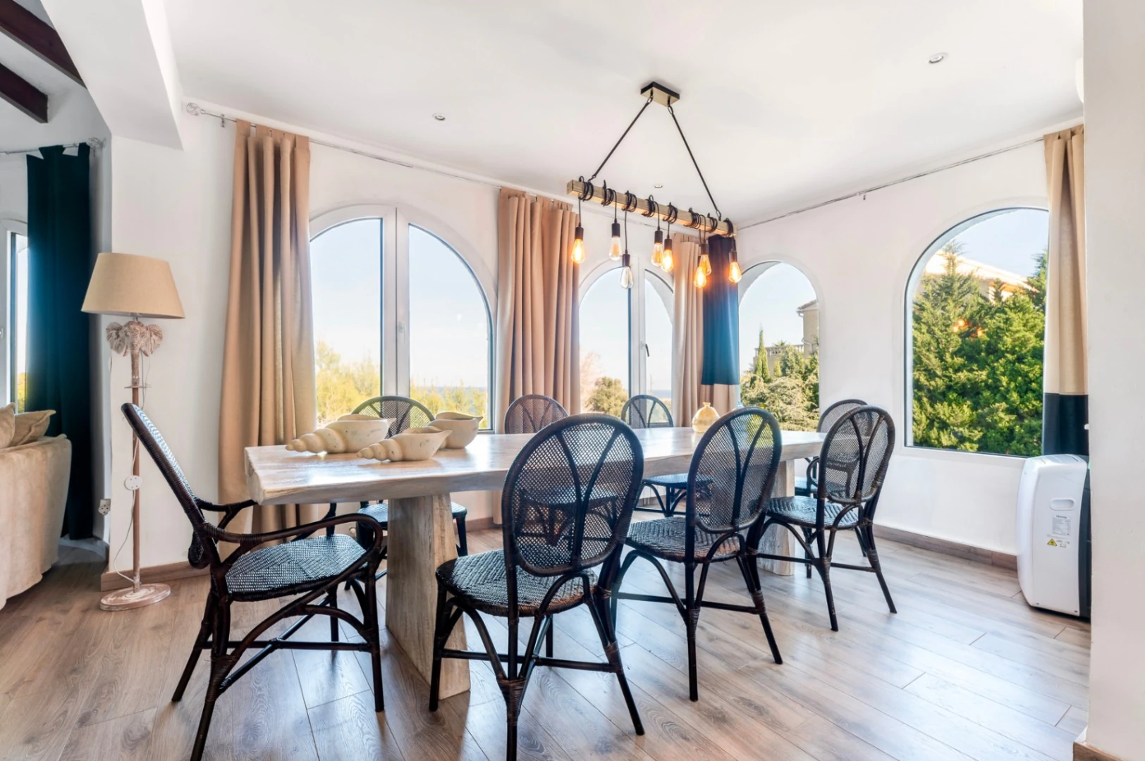 Villa на продажа в Jávea