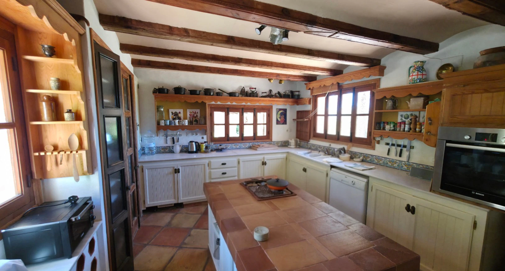 Villa en venta en Jávea, zona Montgó con parcela de 3889m2