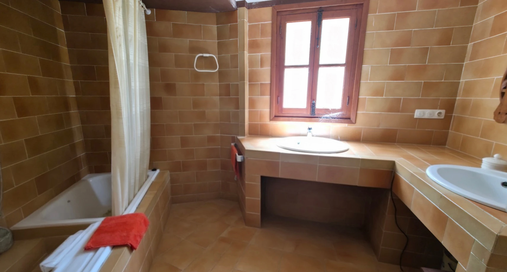 Villa en venta en Jávea, zona Montgó con parcela de 3889m2