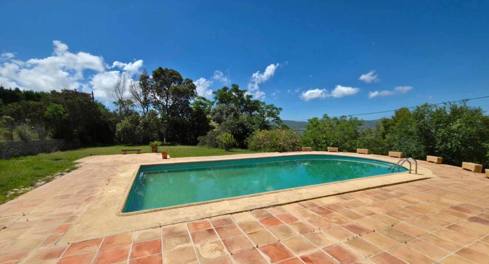 Villa en venta en Jávea, zona Montgó con parcela de 3889m2