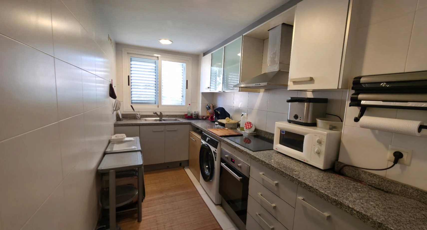 Se vende planta baja en Av.Augusta de 3 habitaciones