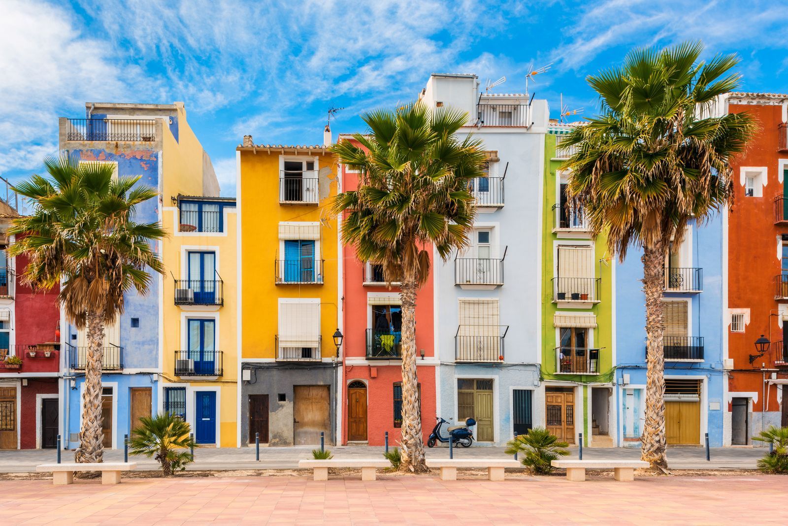 Villajoyosa y alrededores: El refugio de luz, color y autenticidad en la Costa Blanca