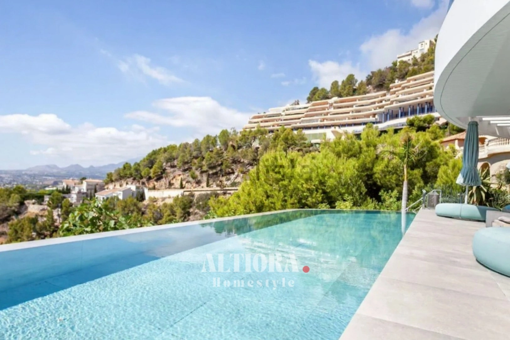 VILLA DE LUJO EN ALTEA HILLS CON VISTAS AL MAR