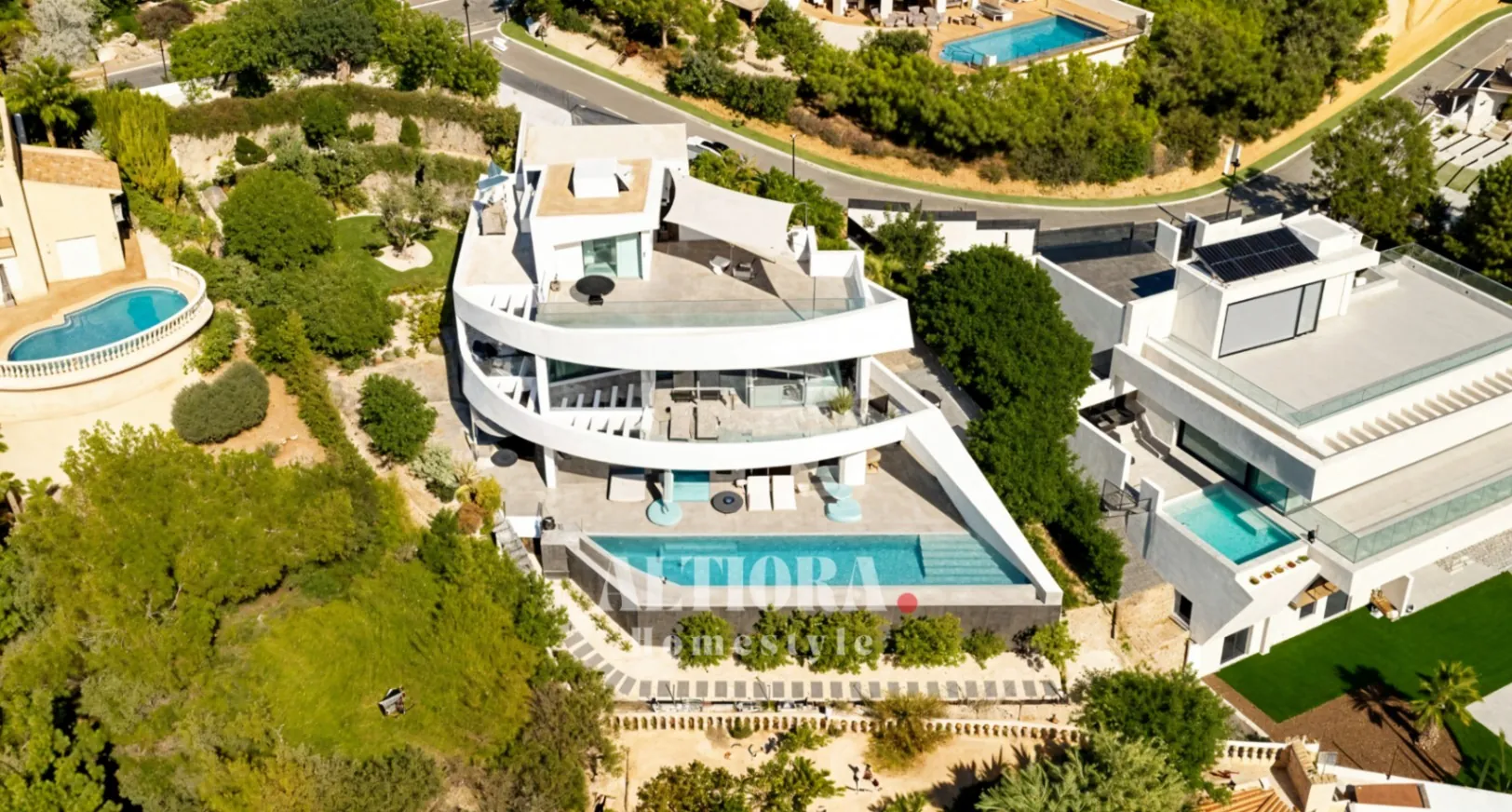 VILLA DE LUJO EN ALTEA HILLS CON VISTAS AL MAR