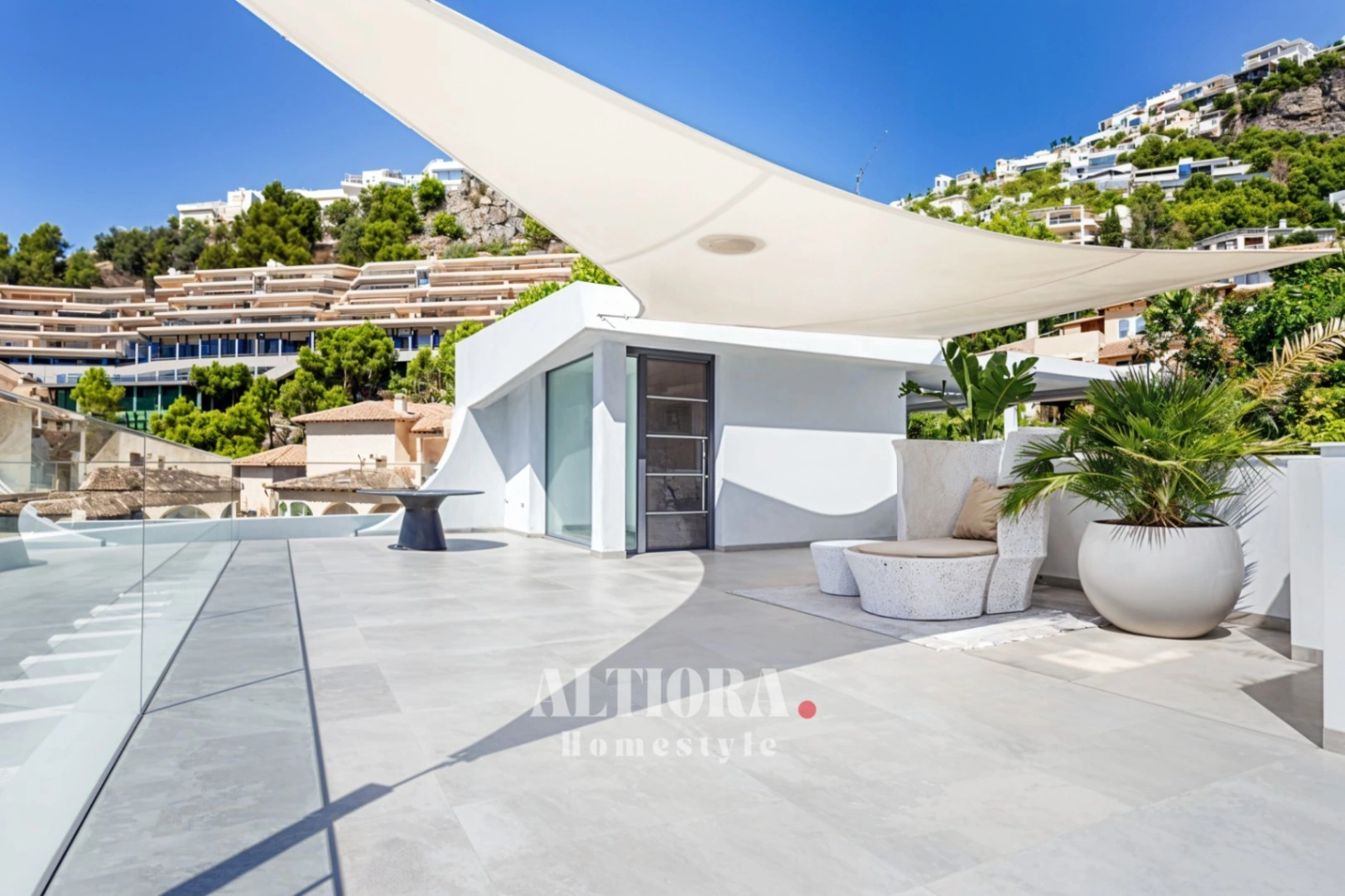 VILLA DE LUJO EN ALTEA HILLS CON VISTAS AL MAR