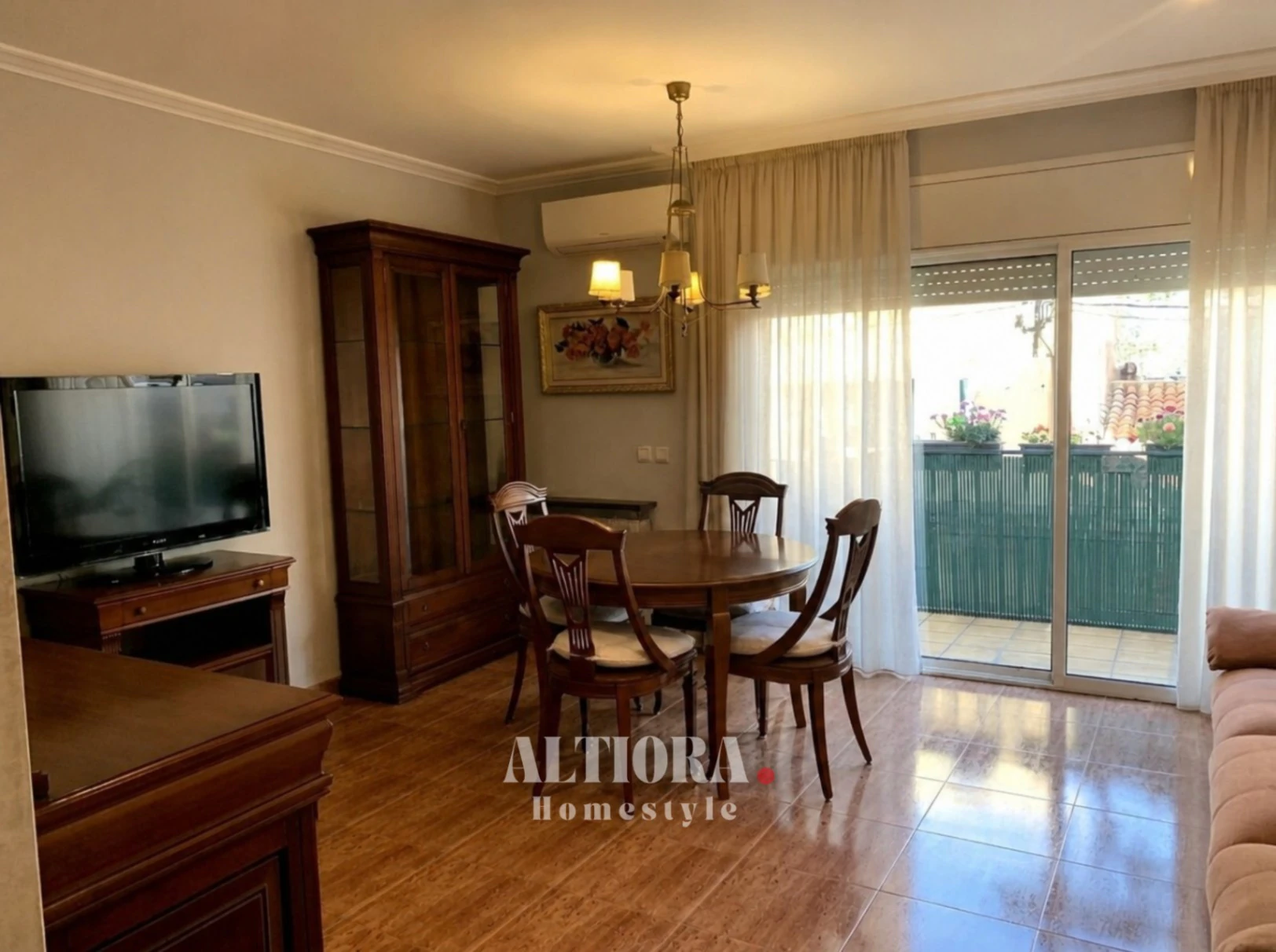 Terraced House in Blanes Near the Sea with a Spacious Terrace