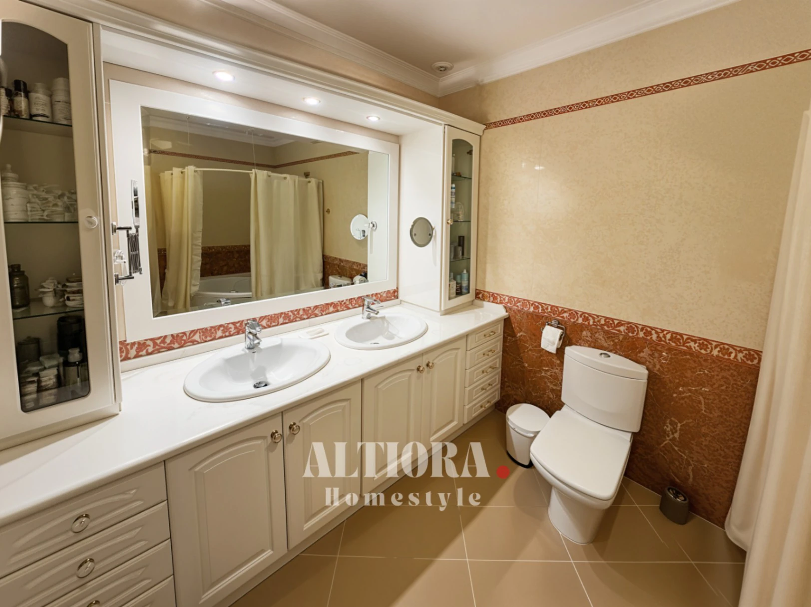 Exclusiva vivienda en el corazón de Barbate, a pasos del mar