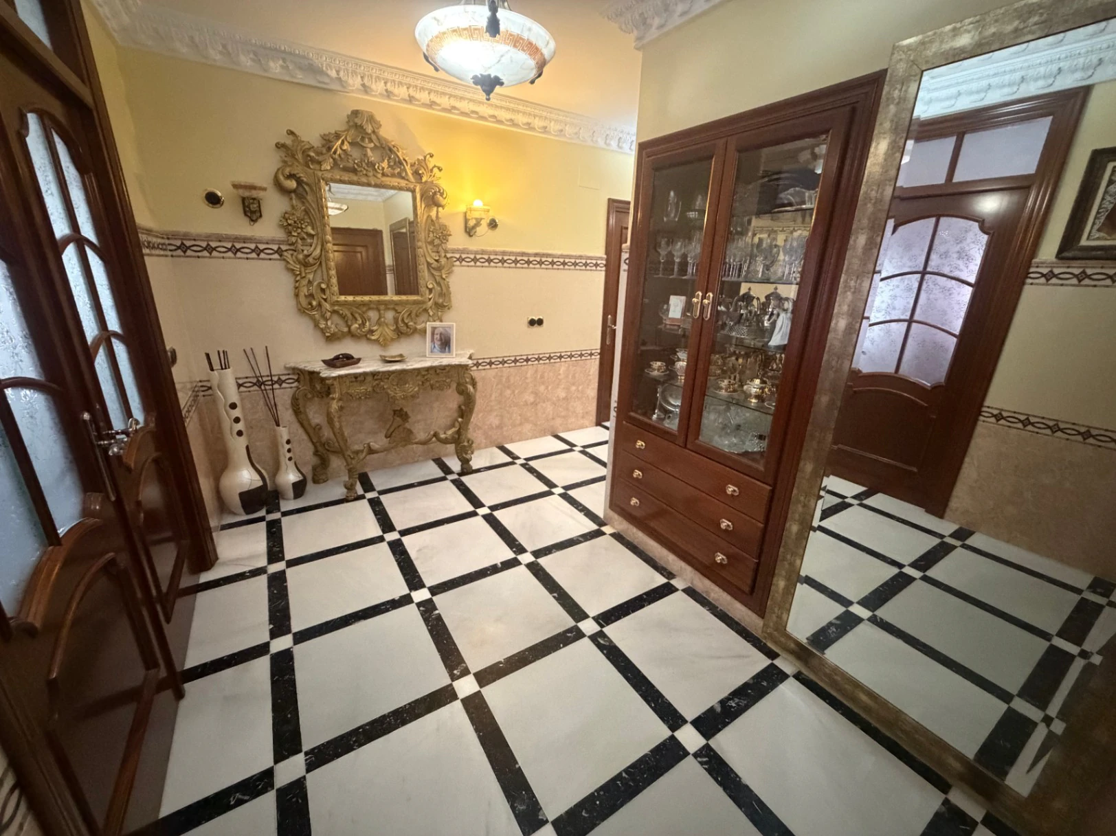 Exclusiva vivienda en el corazón de Barbate, a pasos del mar