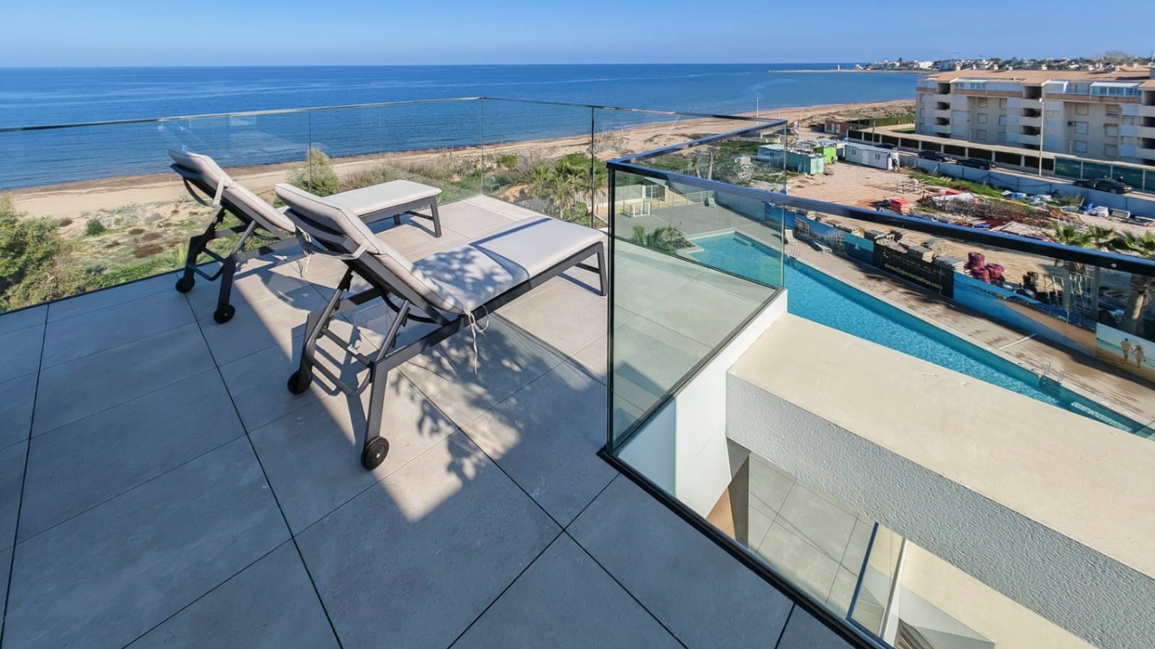Ático de lujo en las marinas Villa Romana