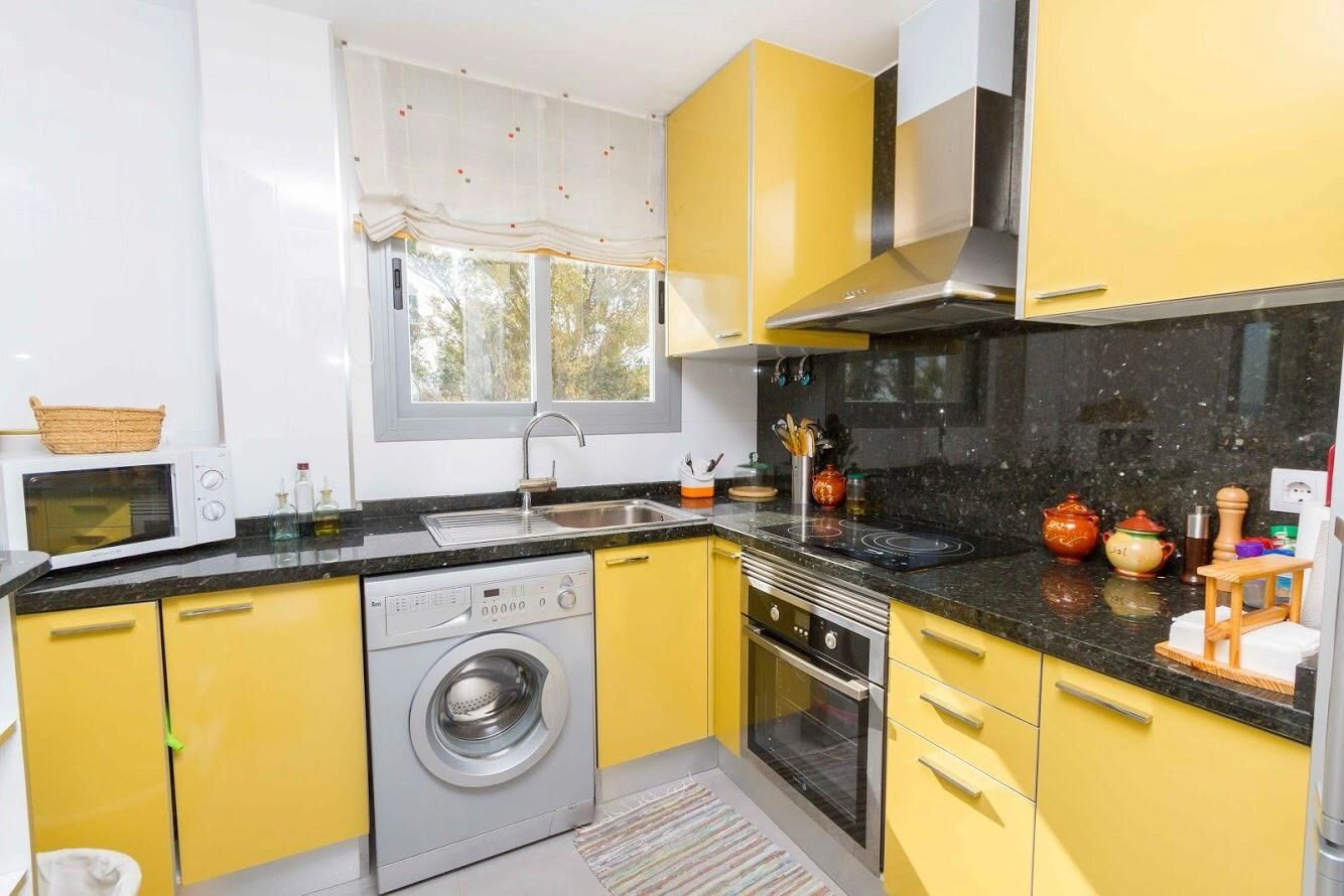 APARTAMENTO JARDINES LES DEVESES EN PRIMERA LINEA