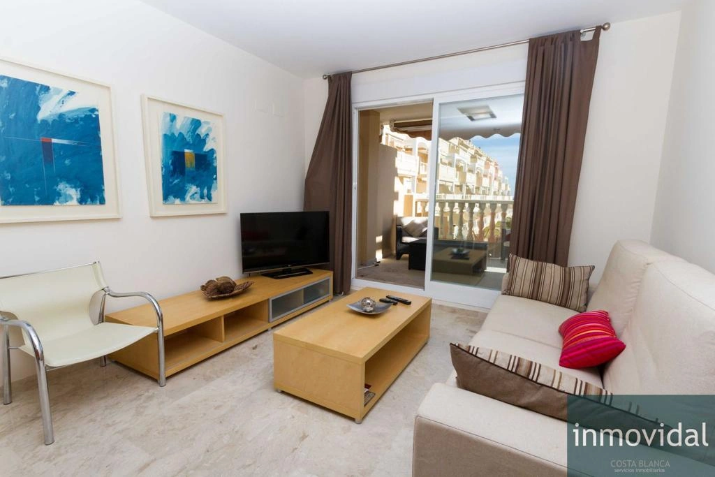 APARTAMENTO EN DEVESES 2 HABITACIONES