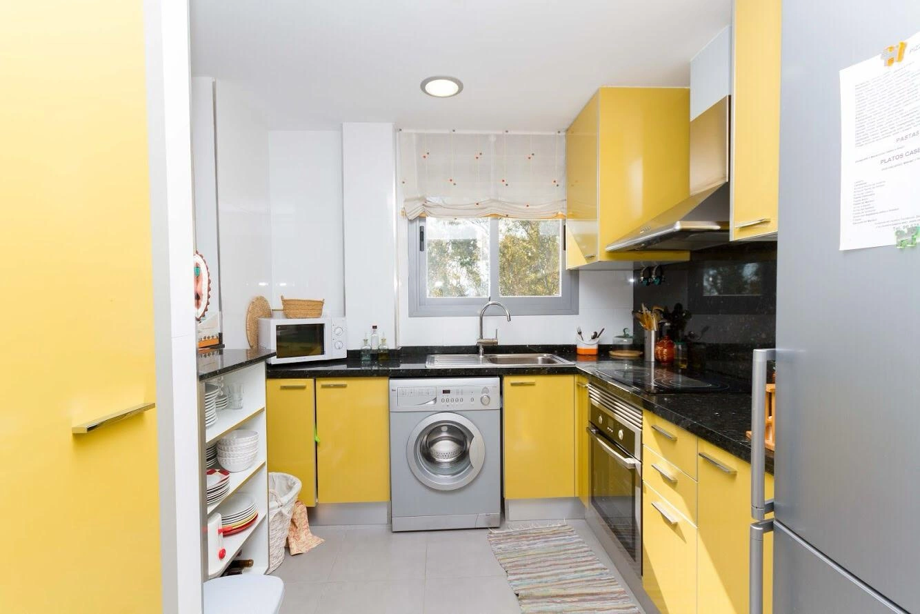 APARTAMENTO JARDINES LES DEVESES EN PRIMERA LINEA