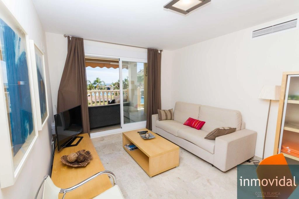 APARTAMENTO EN DEVESES 2 HABITACIONES