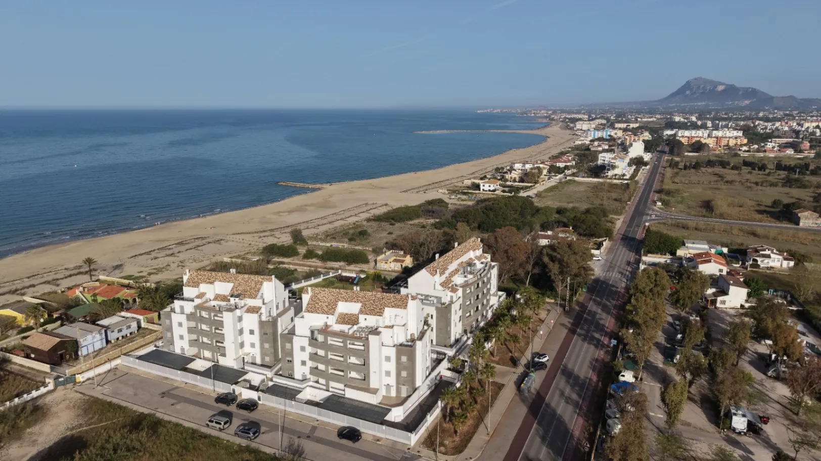 APARTAMENTO JARDINES LES DEVESES EN PRIMERA LINEA