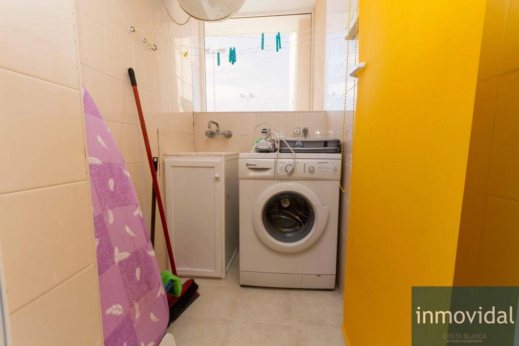 APARTAMENTO EN DEVESES 2 HABITACIONES