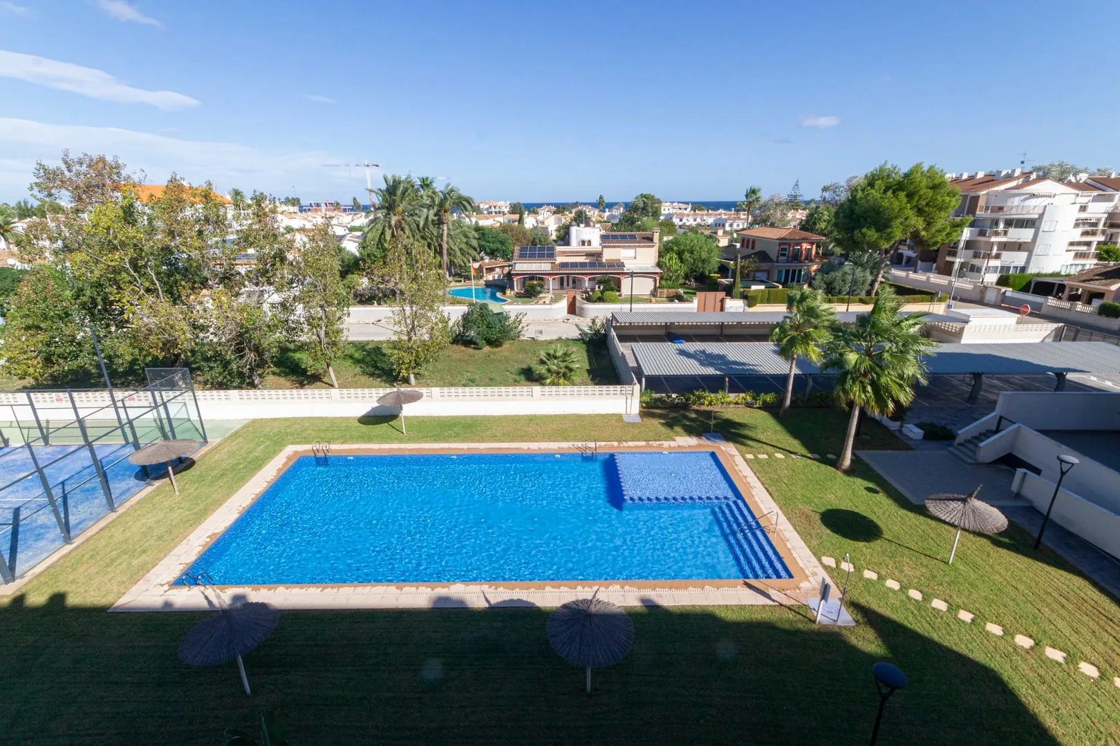 Apartamento en venta de 3 dormitorios en Denia, Las Marinas