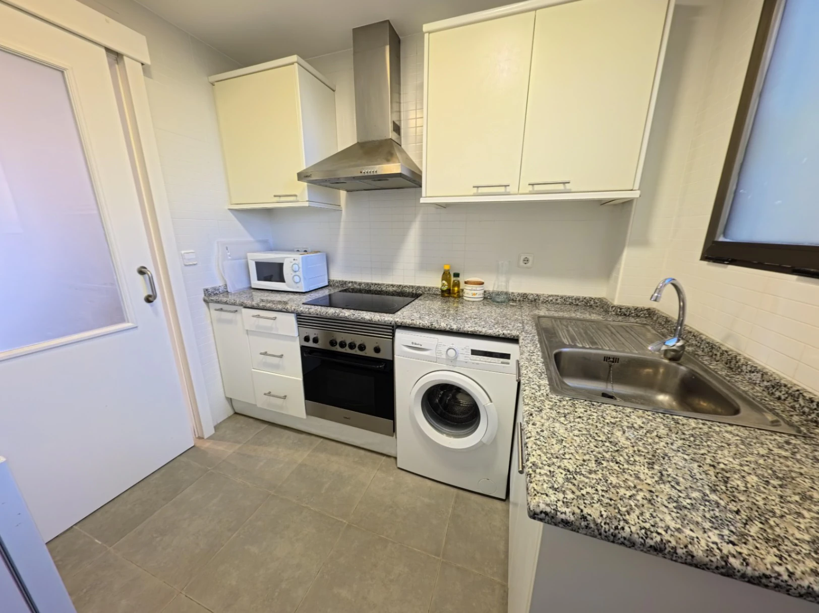 Alquiler de apartamento de 2 dormitorios en Denia, Las Marinas