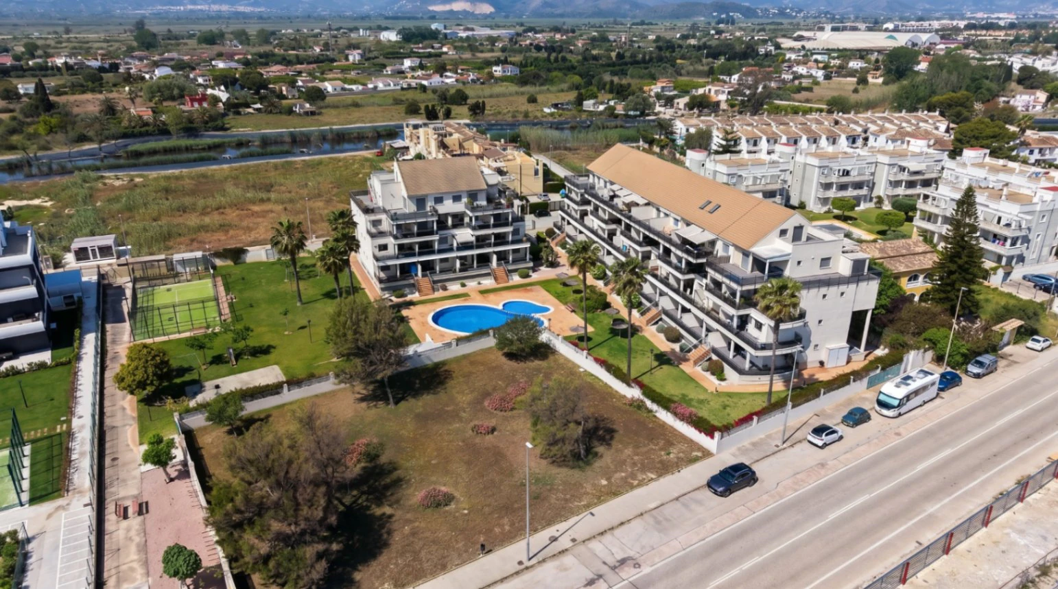 Alquiler de apartamento de 2 dormitorios en Denia, Las Marinas