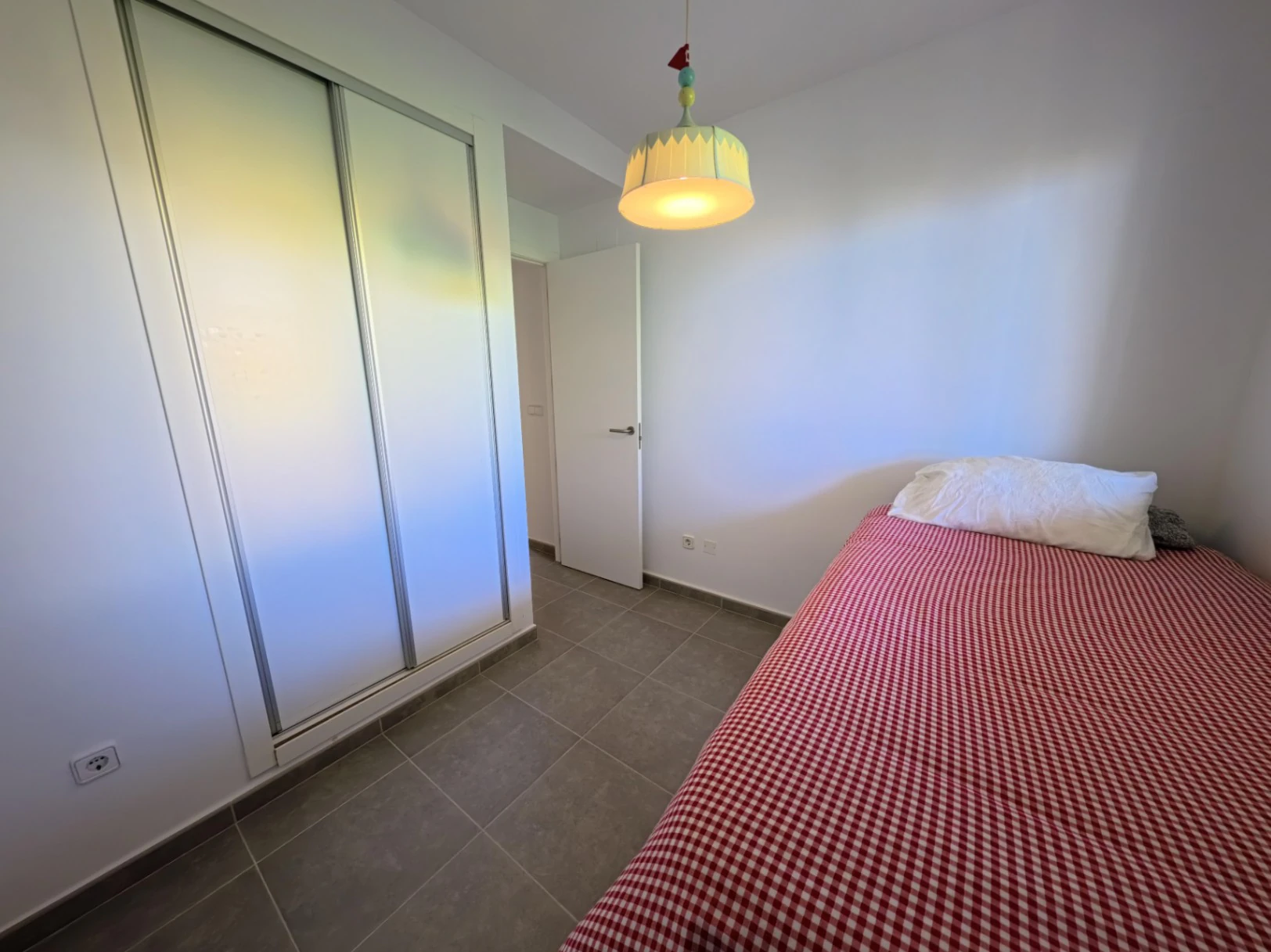 Alquiler de apartamento de 2 dormitorios en Denia, Las Marinas