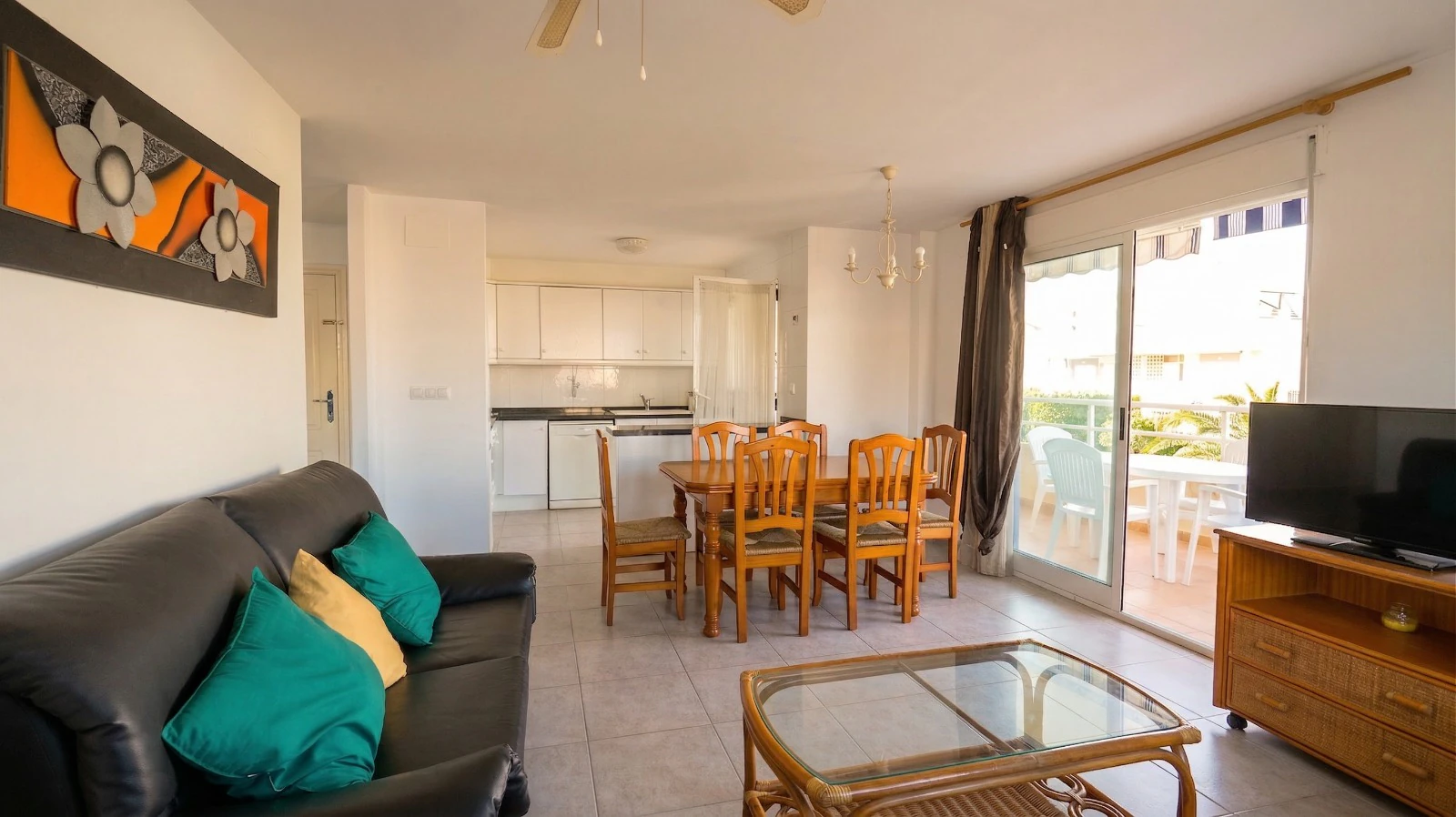 Alquiler de encantador apartamento de 3 dormitorios en Denia, Las Marinas