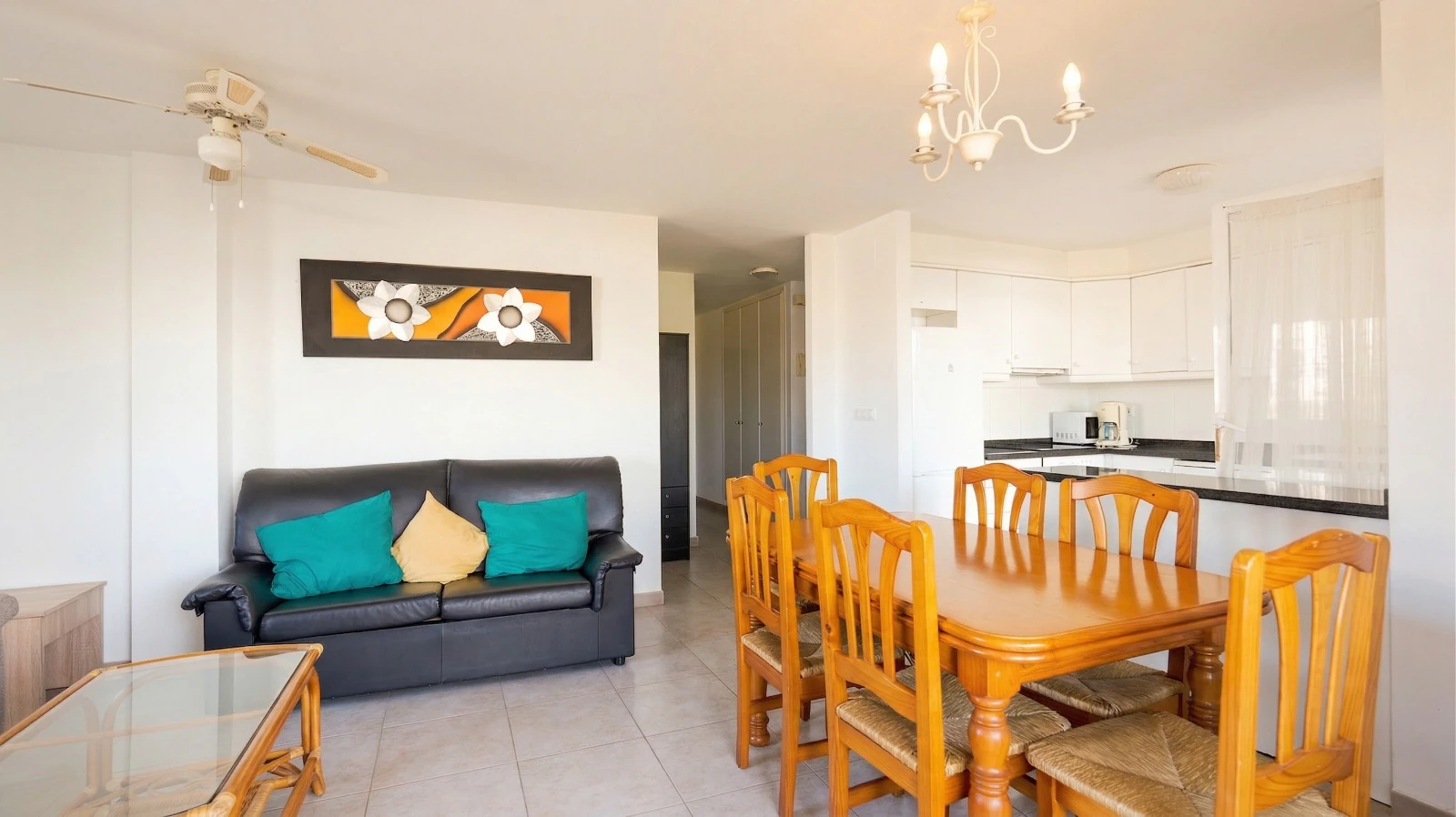 Alquiler de encantador apartamento de 3 dormitorios en Denia, Las Marinas