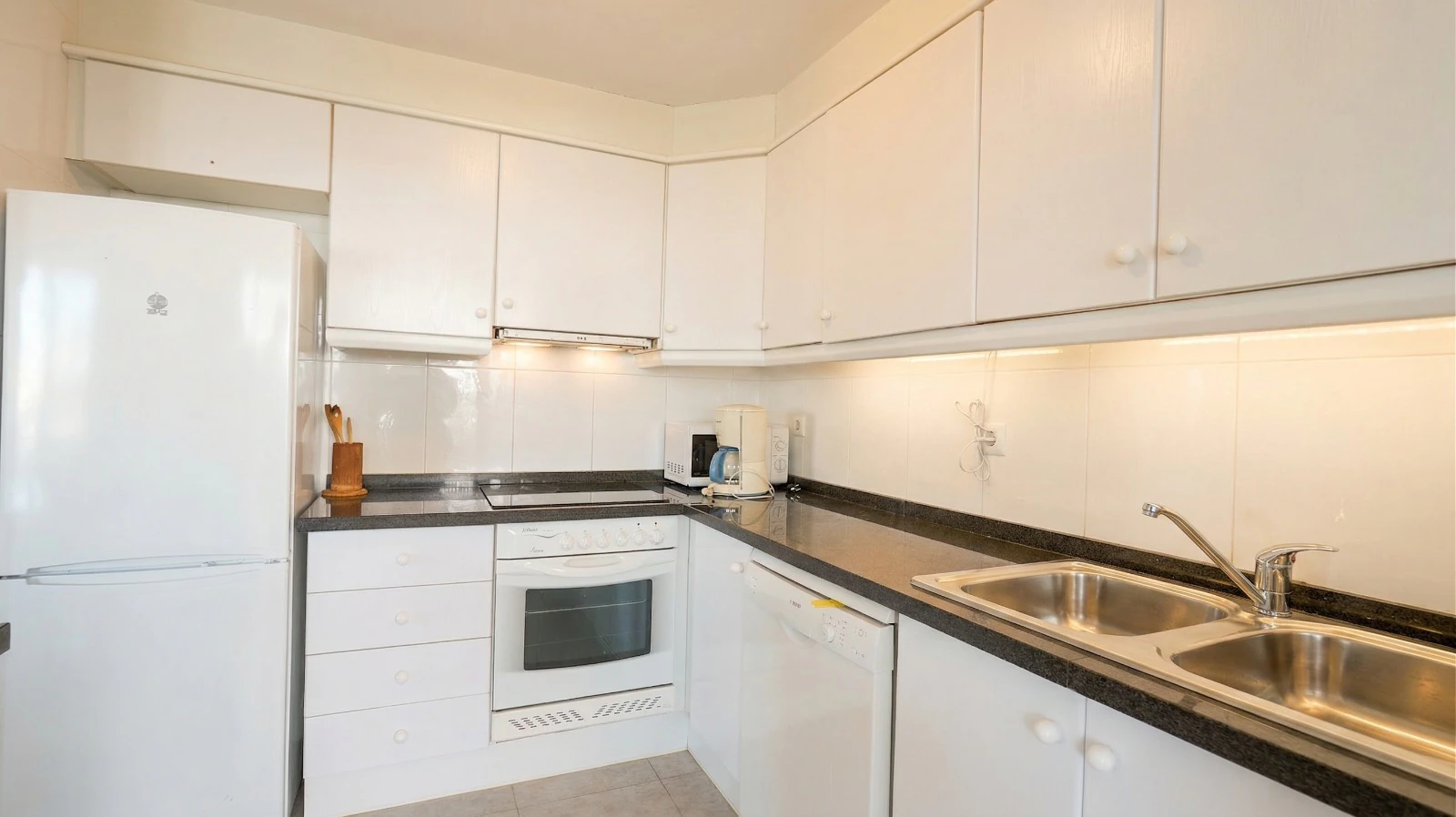 Alquiler de encantador apartamento de 3 dormitorios en Denia, Las Marinas