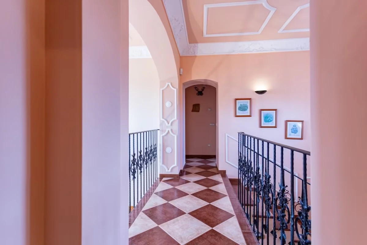 Estupendo chalet en Denia con parcela grande, a un paso del mar