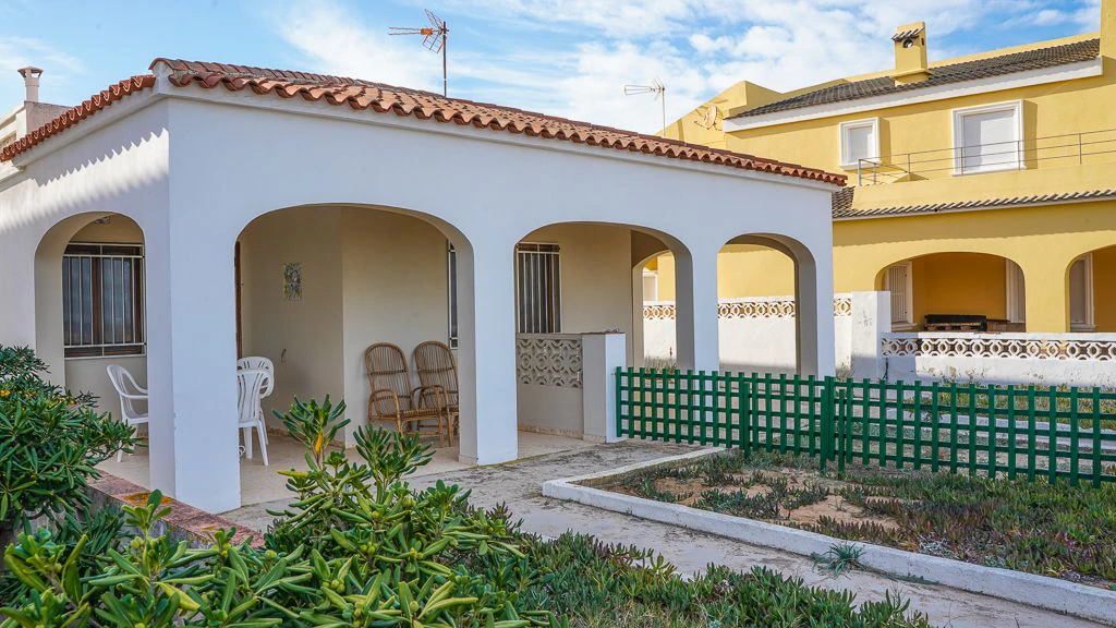 Villa frontal al Mar en Deveses