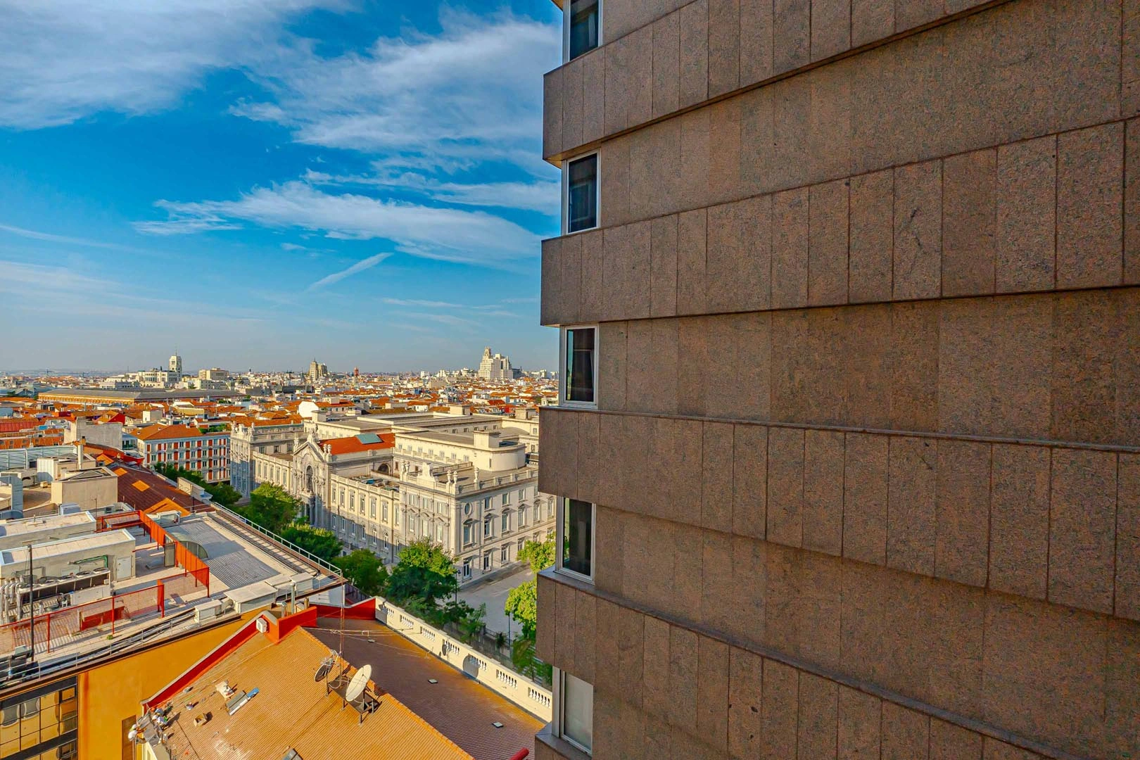 APARTAMENTO DE LUJO ALQUILER EN COLÓN