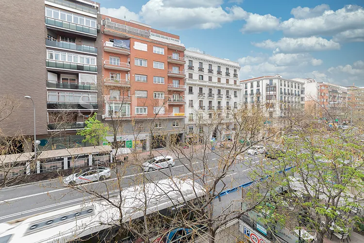 SLA-DDLEON - Alquiler de Piso en calle de Diego de León