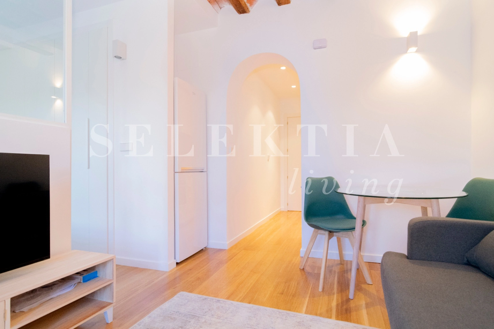 APARTAMENTO REFORMADO EXTERIOR CALLE SEGOVIA