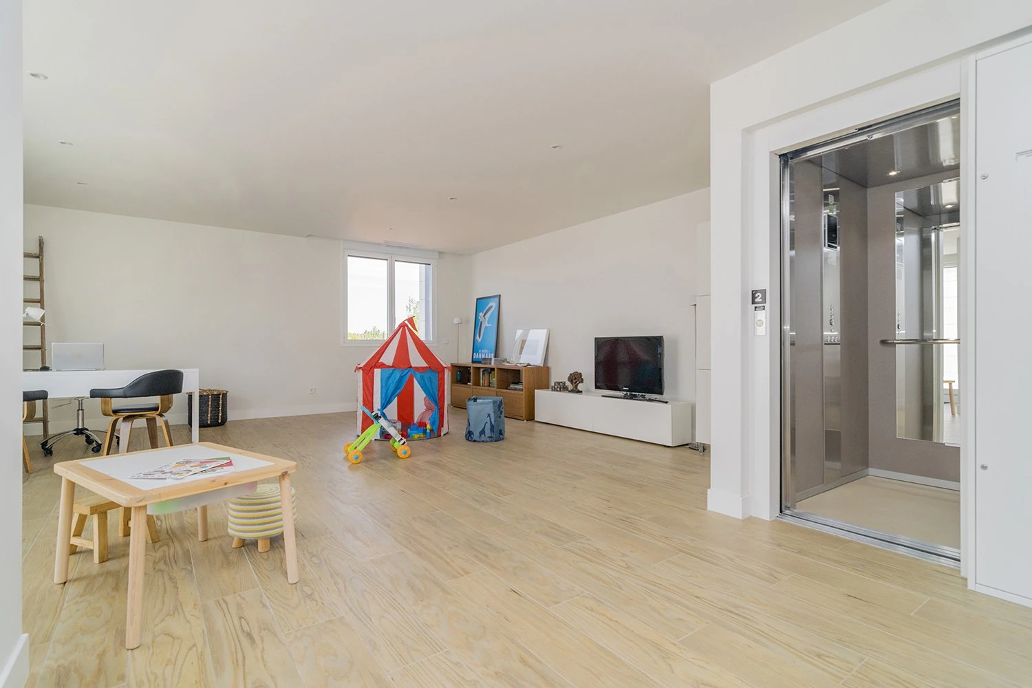 SLON-VB - Exclusivo chalet de nueva construcción con piscina y garaje