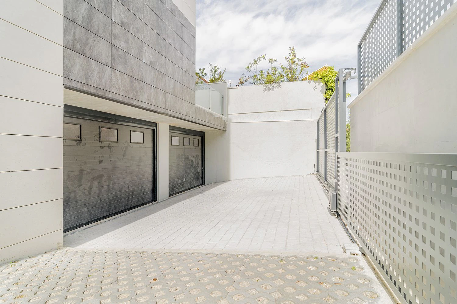 SLON-VB - Exclusivo chalet de nueva construcción con piscina y garaje
