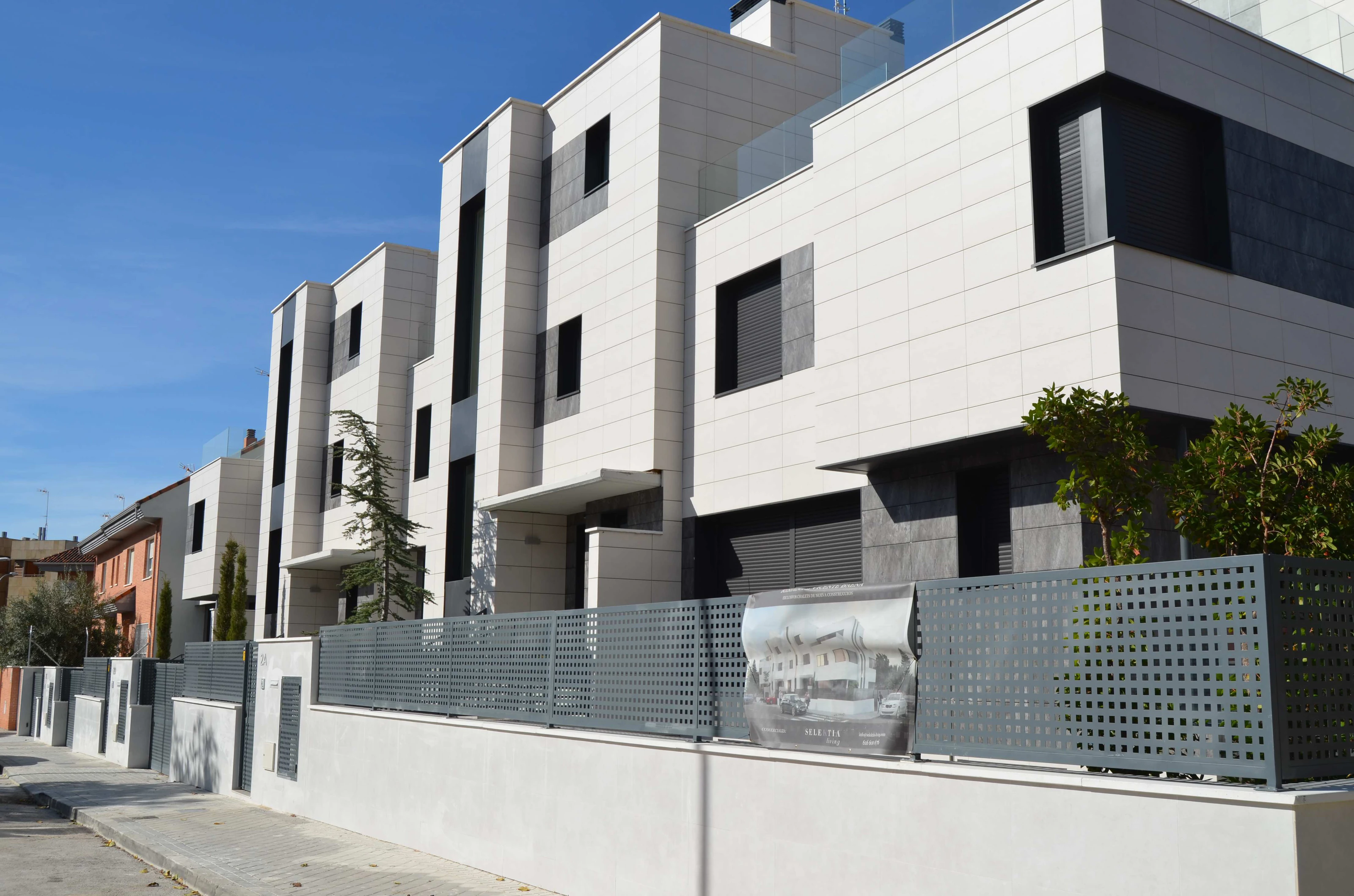 SLON-VB - Exclusivo chalet de nueva construcción con piscina y garaje