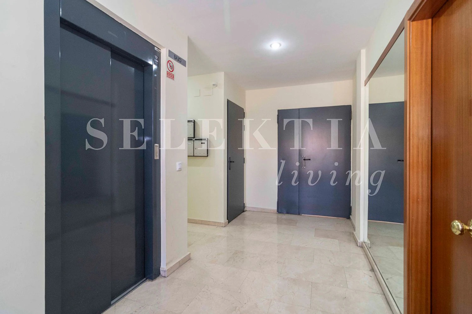 ESTUPENDO PISO EXTERIOR EN ALQUILER DE TRES HABITACIONES  EN  MORATALAZ