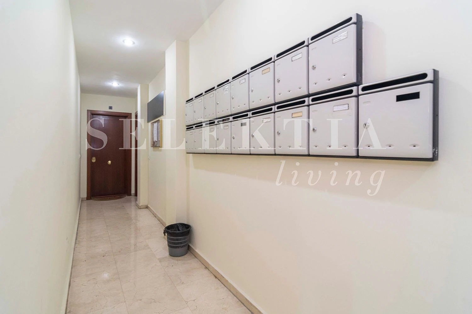 ESTUPENDO PISO EXTERIOR EN ALQUILER DE TRES HABITACIONES  EN  MORATALAZ
