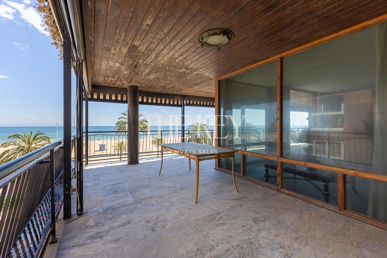 Apartamento Primera Línea Gandia Lujo: 240m² y Vistas al Mar | The Key