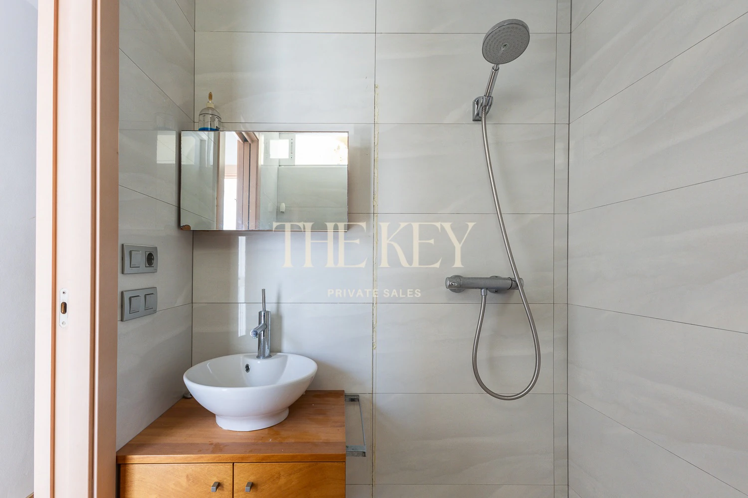 Apartamento Primera Línea Gandia Lujo: 240m² y Vistas al Mar | The Key
